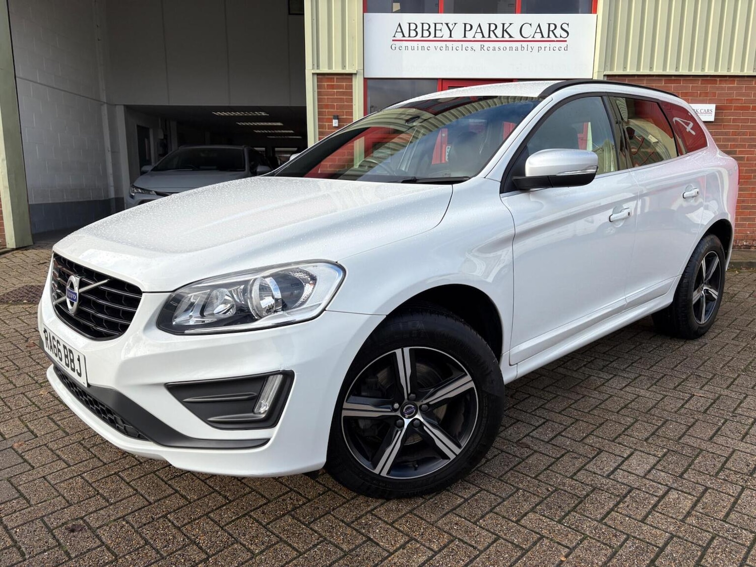 Used Volvo XC60 2016 for sale - 76605791: Photo 7