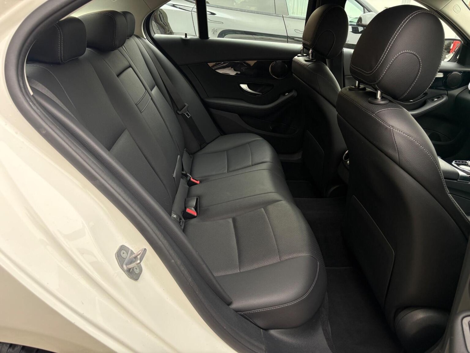 Used Mercedes-Benz C Class 2018 for sale - 76257624: Photo 13