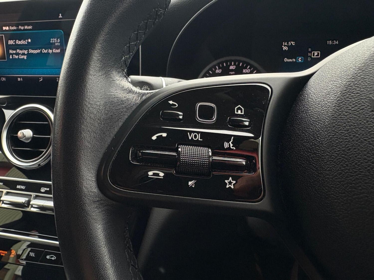 Used Mercedes-Benz C Class 2018 for sale - 76257624: Photo 34