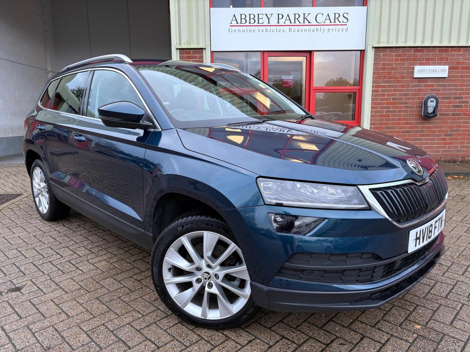 Used Skoda Karoq 2018 for sale - 76504709: Photo 1