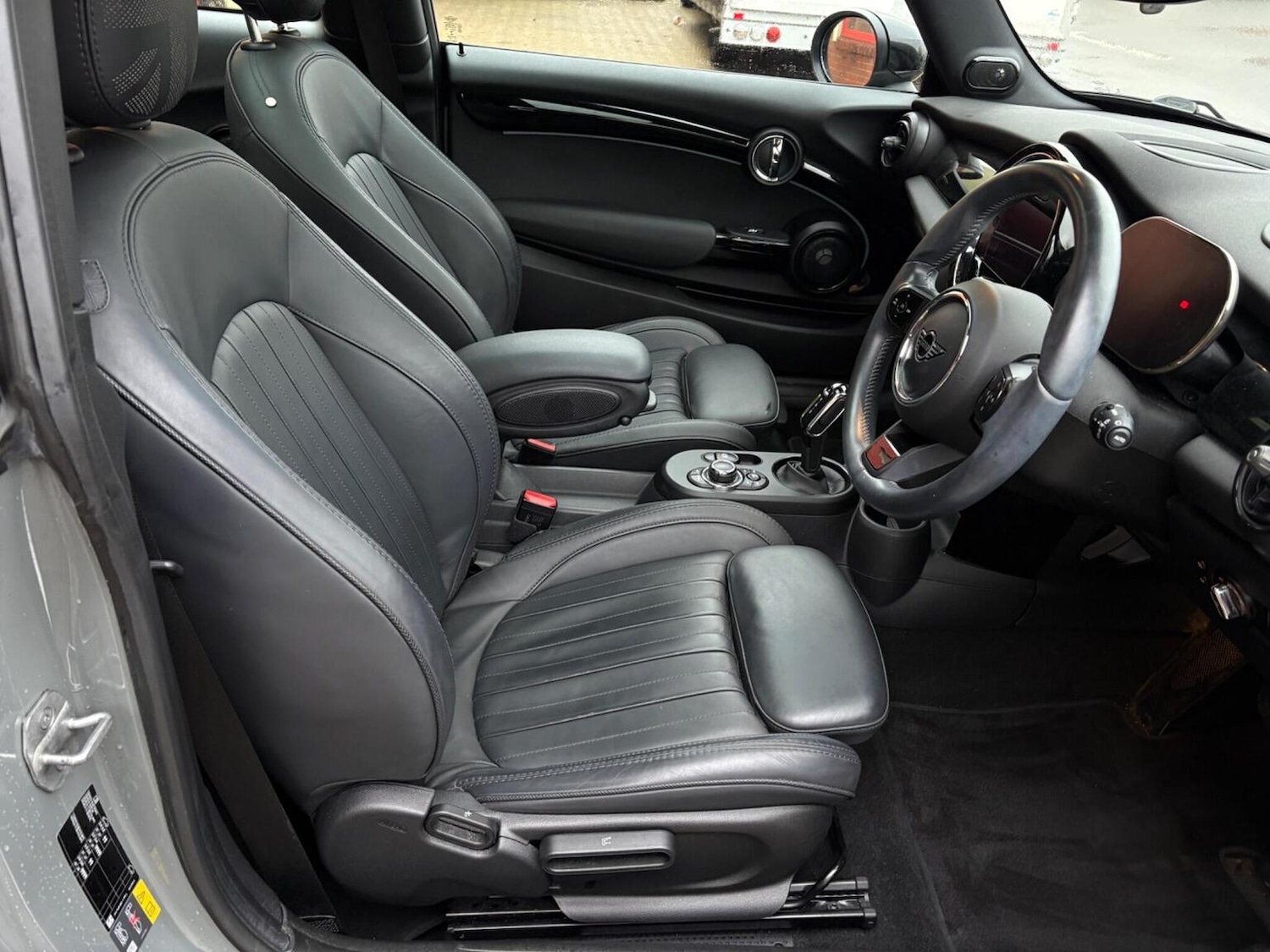 Used MINI Hatch 2021 for sale - 76712759: Photo 11