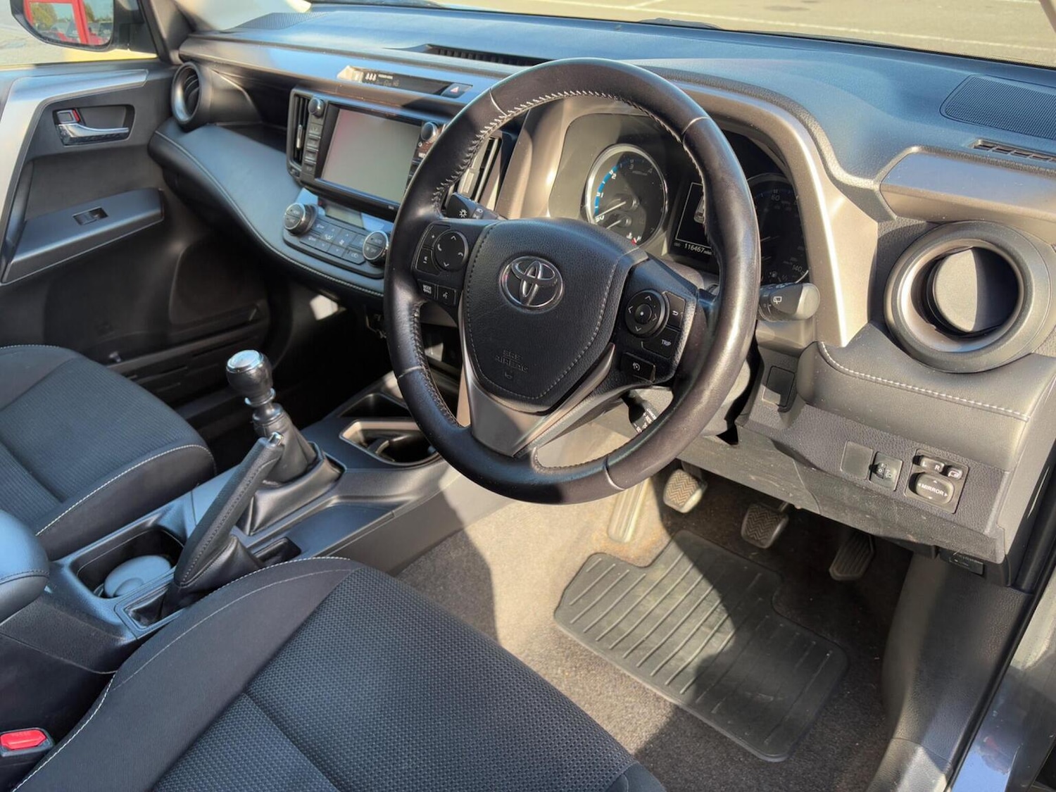 Used Toyota RAV4 2016 for sale - 76396971: Photo 10