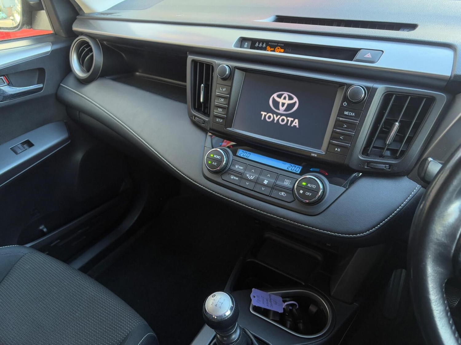 Used Toyota RAV4 2016 for sale - 76396971: Photo 19