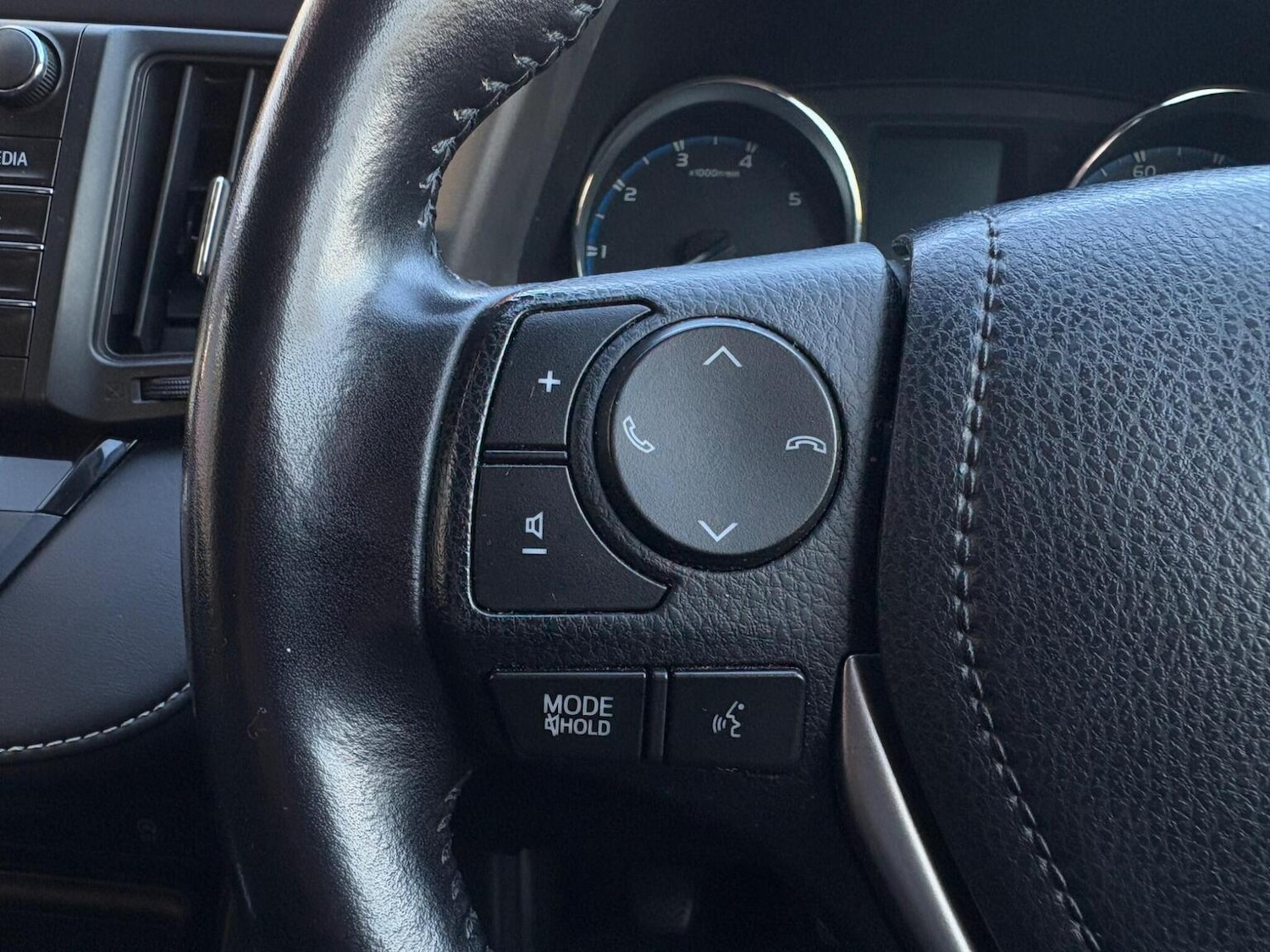 Used Toyota RAV4 2016 for sale - 76396971: Photo 30