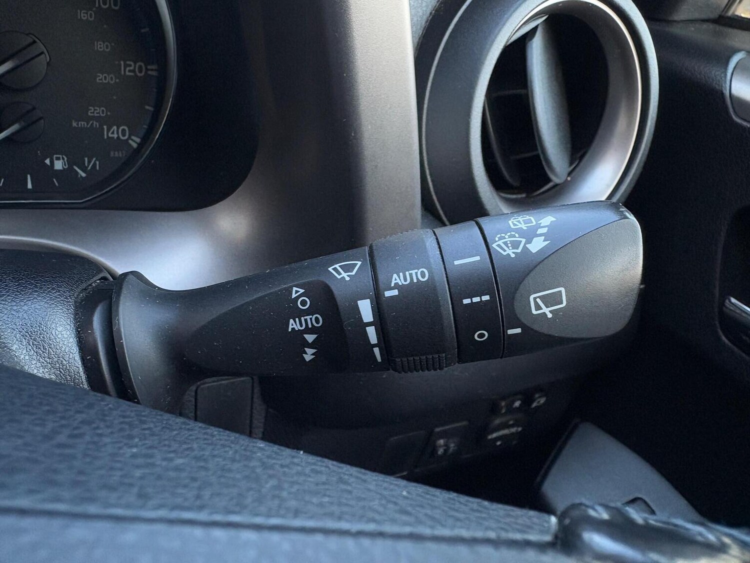 Used Toyota RAV4 2016 for sale - 76396971: Photo 32