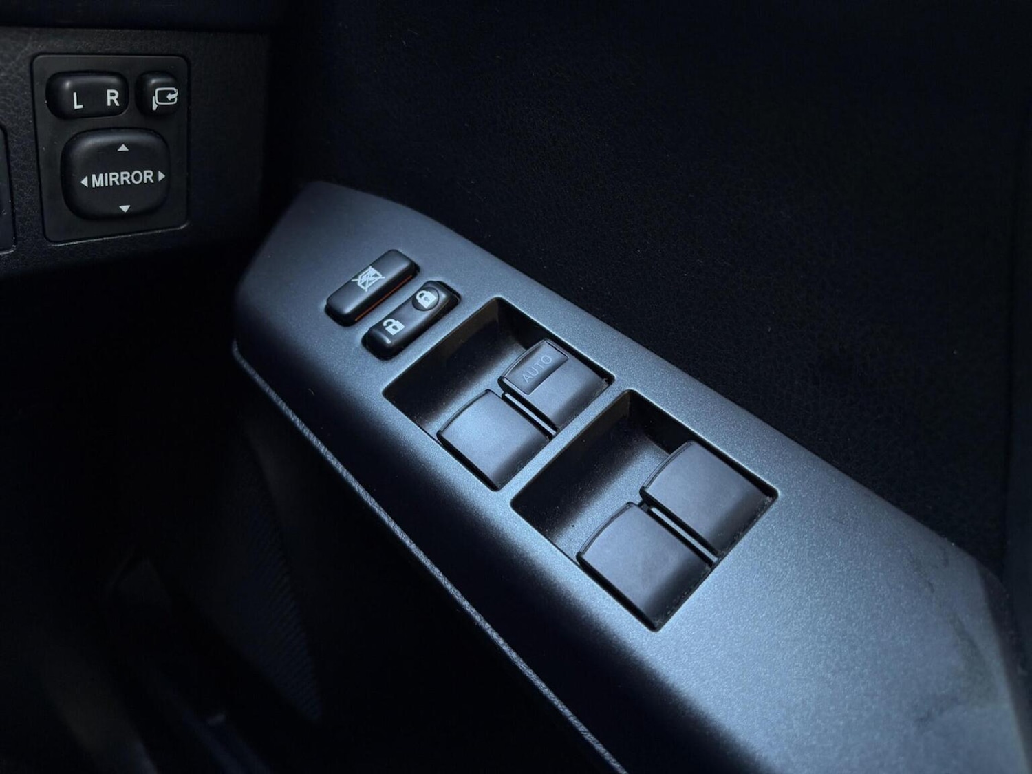 Used Toyota RAV4 2016 for sale - 76396971: Photo 34