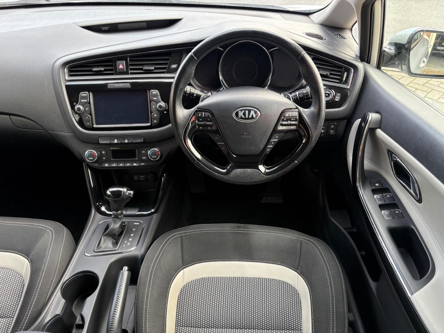 Used Kia Ceed 2016 for sale - 76547918: Photo 16
