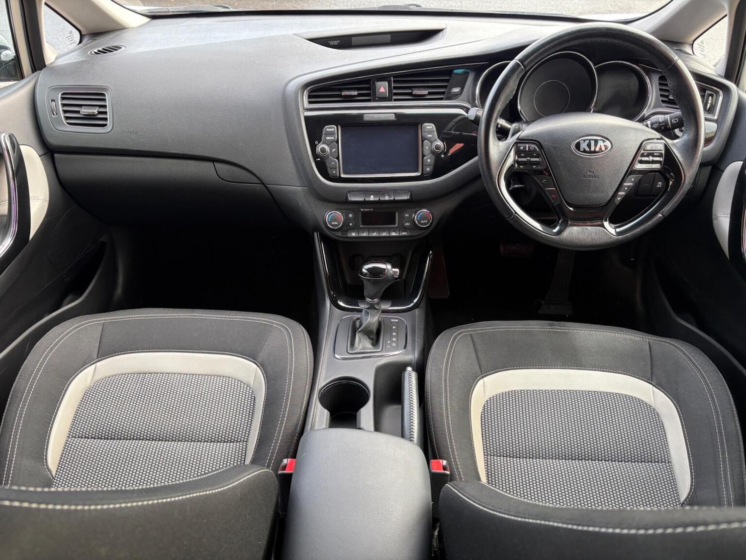 Used Kia Ceed 2016 for sale - 76547918: Photo 17