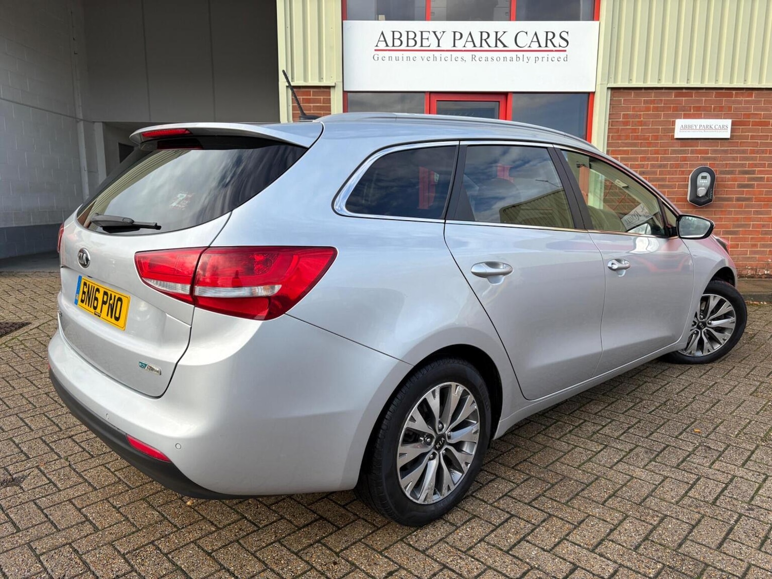 Used Kia Ceed 2016 for sale - 76547918: Photo 3