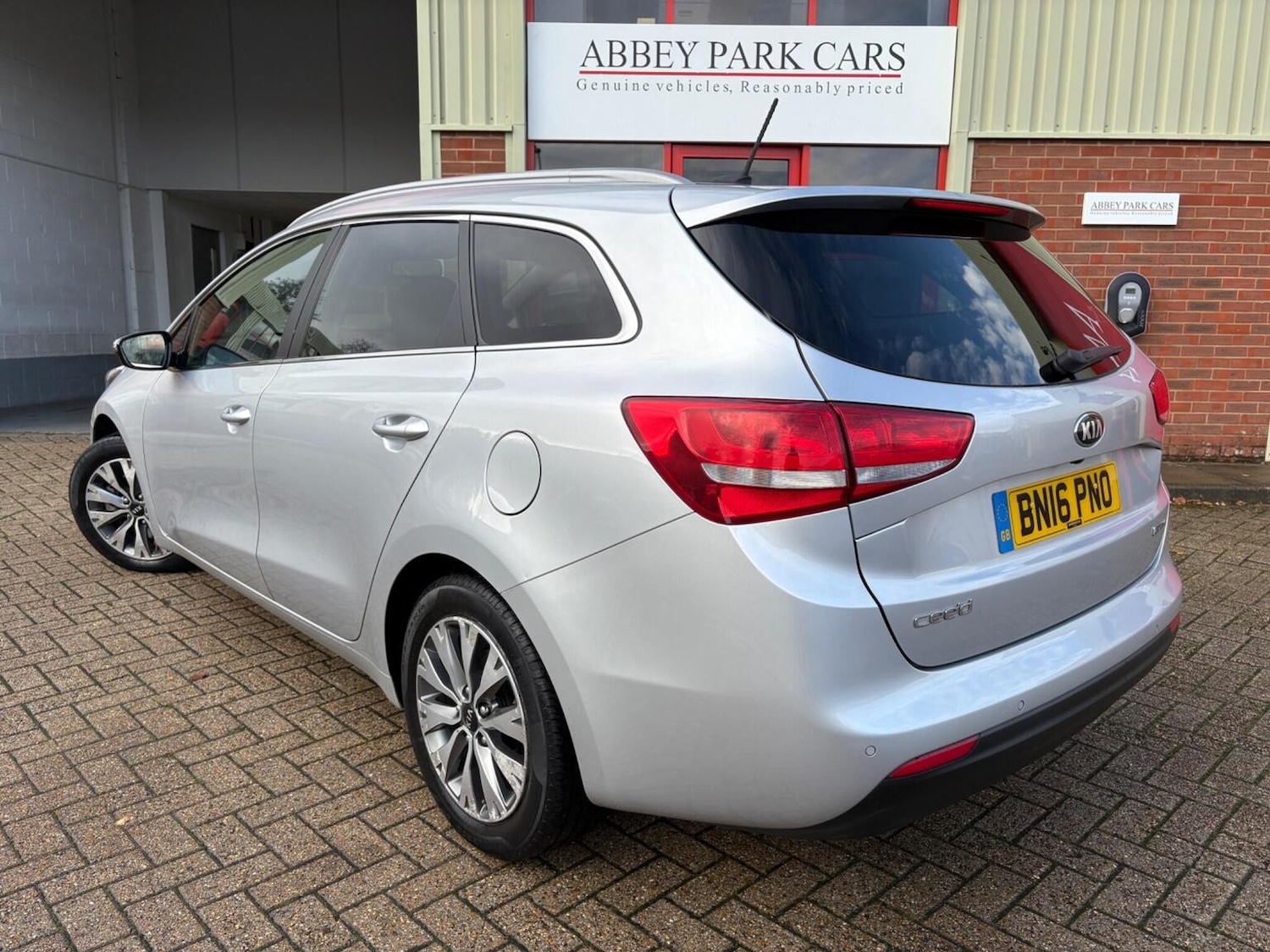 Used Kia Ceed 2016 for sale - 76547918: Photo 5