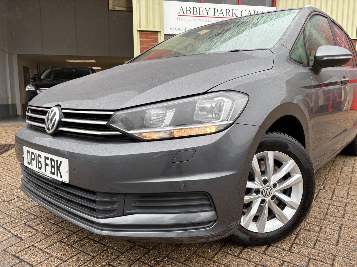 Used Volkswagen Touran 2016 for sale - 76128931: Photo 11