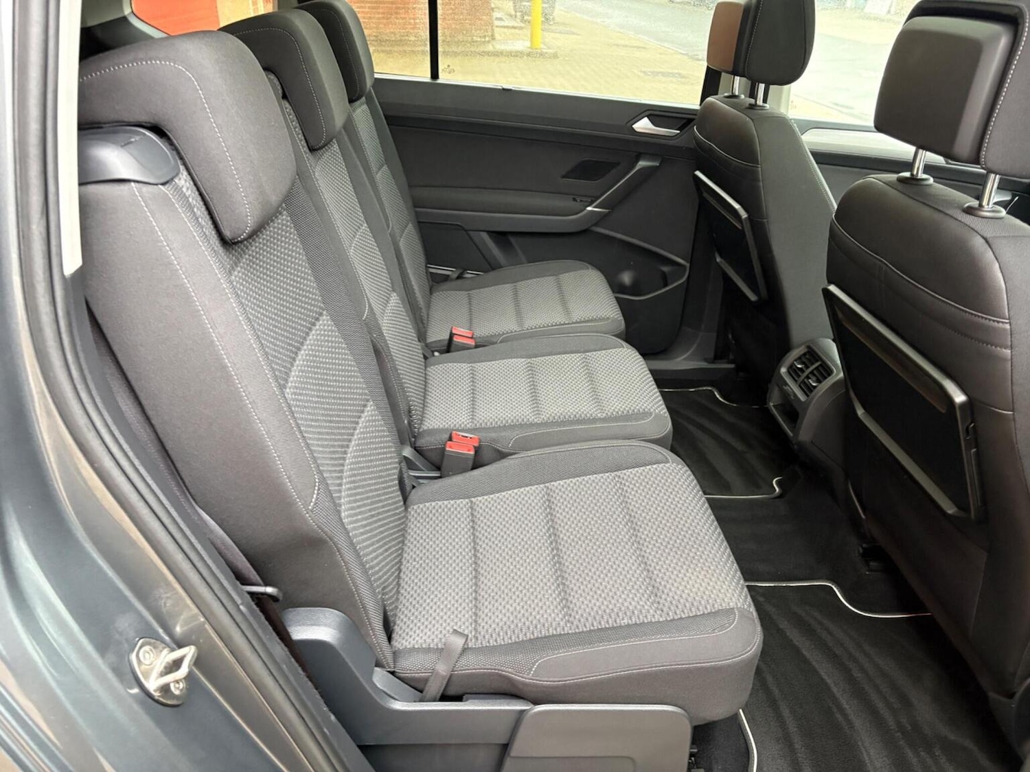 Used Volkswagen Touran 2016 for sale - 76128931: Photo 16