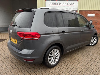 Used Volkswagen Touran 2016 for sale - 76128931: Photo 3