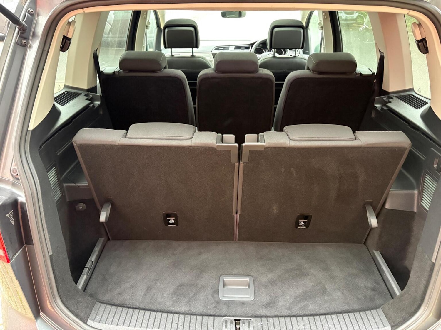 Used Volkswagen Touran 2016 for sale - 76128931: Photo 40