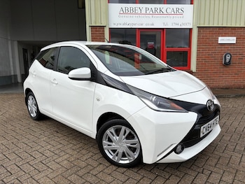 Used Toyota AYGO 2014 for sale - 76107245: Photo