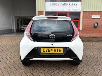 Used Toyota AYGO 2014 for sale - 76107245: Photo