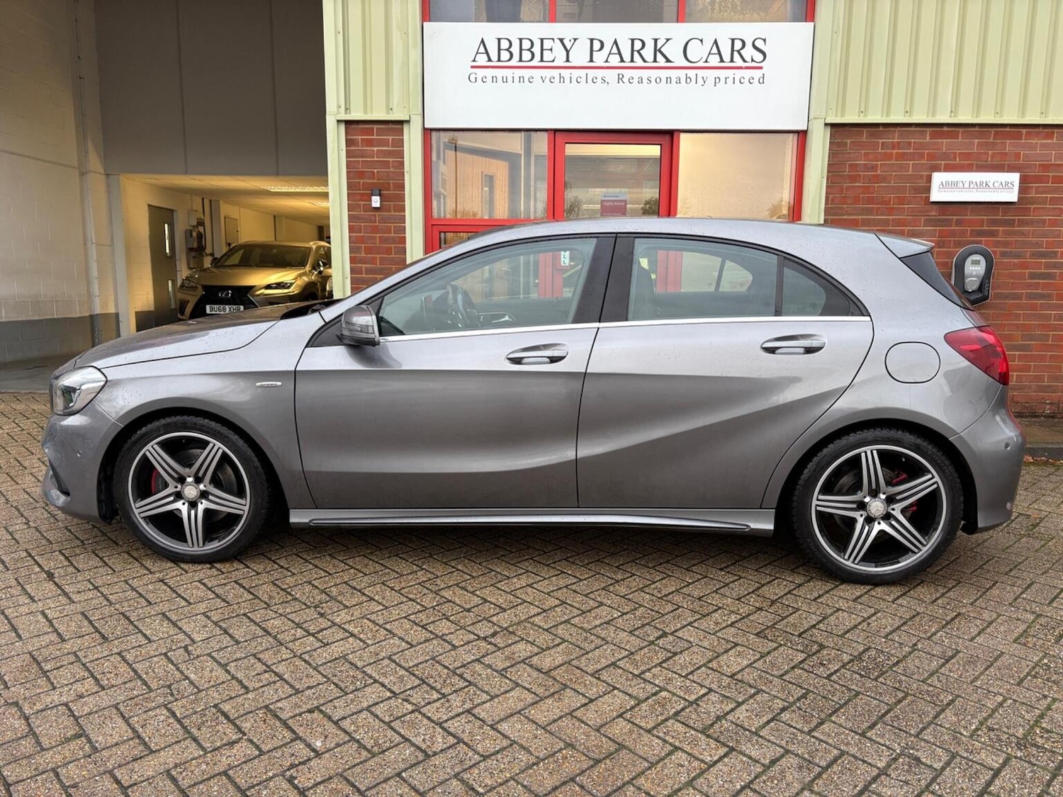 Used Mercedes-Benz A-Class 2016 for sale - 76571271: Photo 7