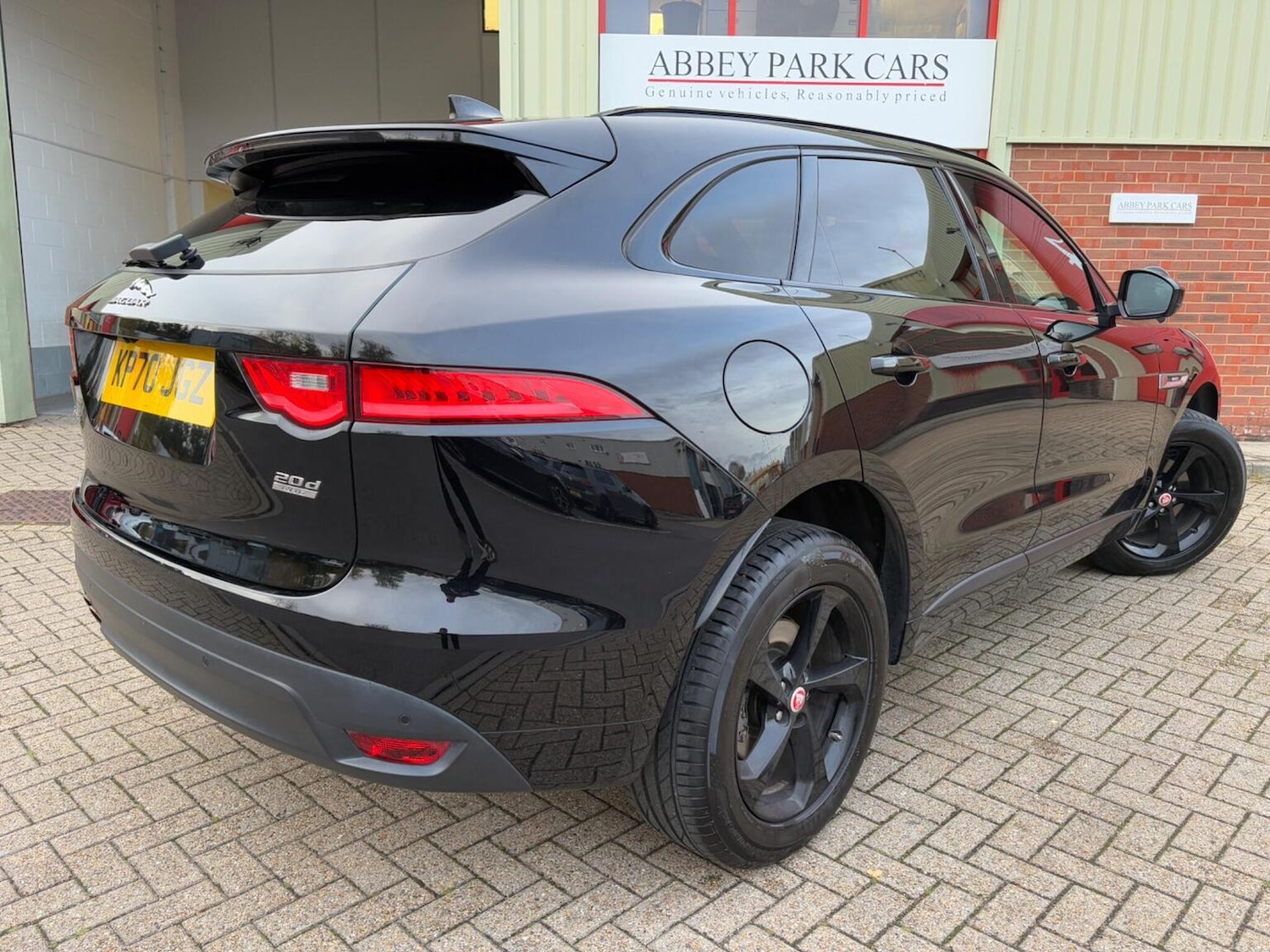 Used Jaguar F-Pace 2020 for sale - 76536872: Photo 3