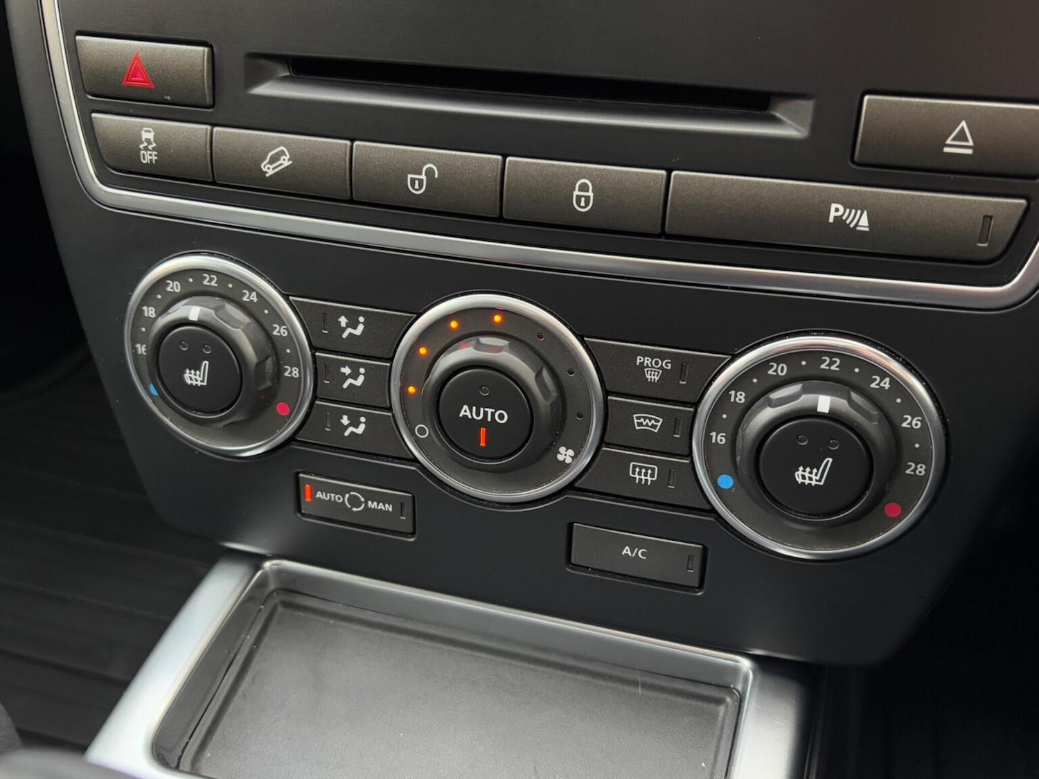 Used Land Rover Freelander 2 2014 for sale - 76407481: Photo 33