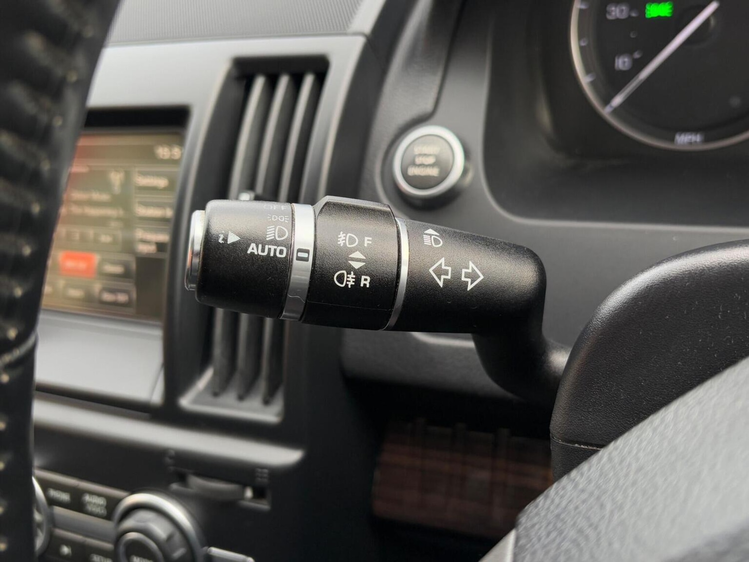 Used Land Rover Freelander 2 2014 for sale - 76407481: Photo 37