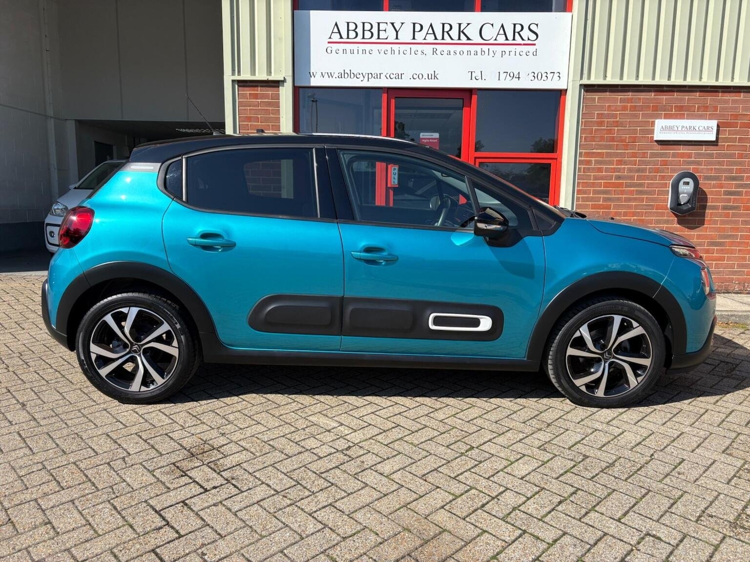 Used Citroen C3 2022 for sale - 76107325: Photo 2