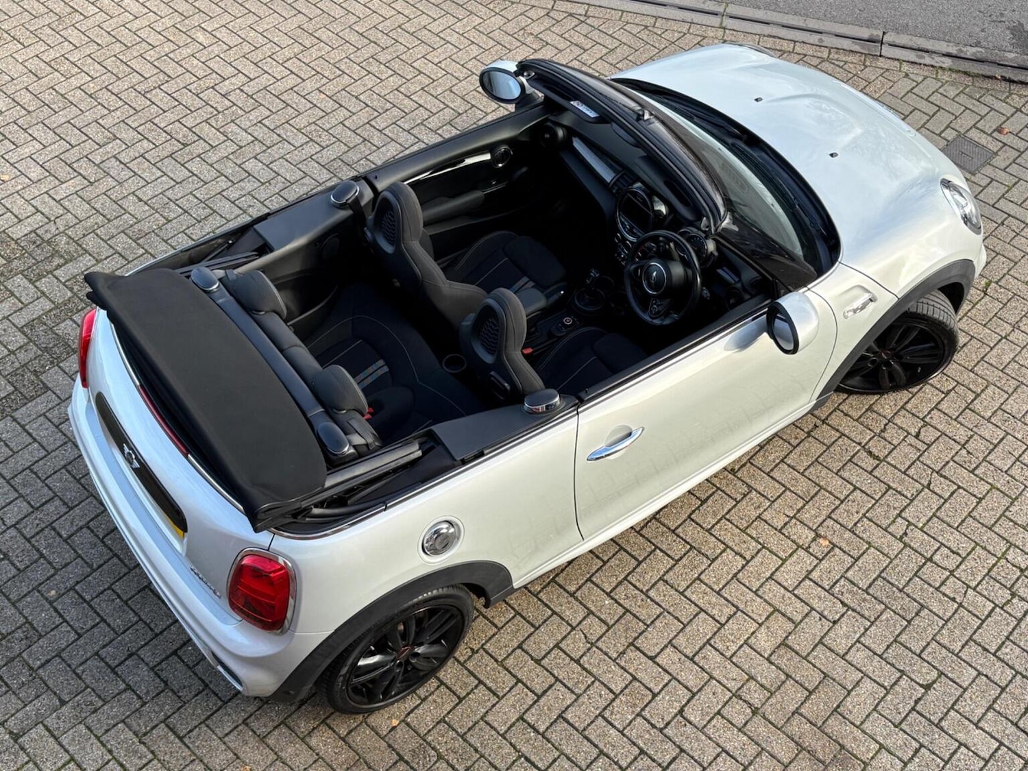 Used MINI Convertible 2019 for sale - 76571112: Photo 18
