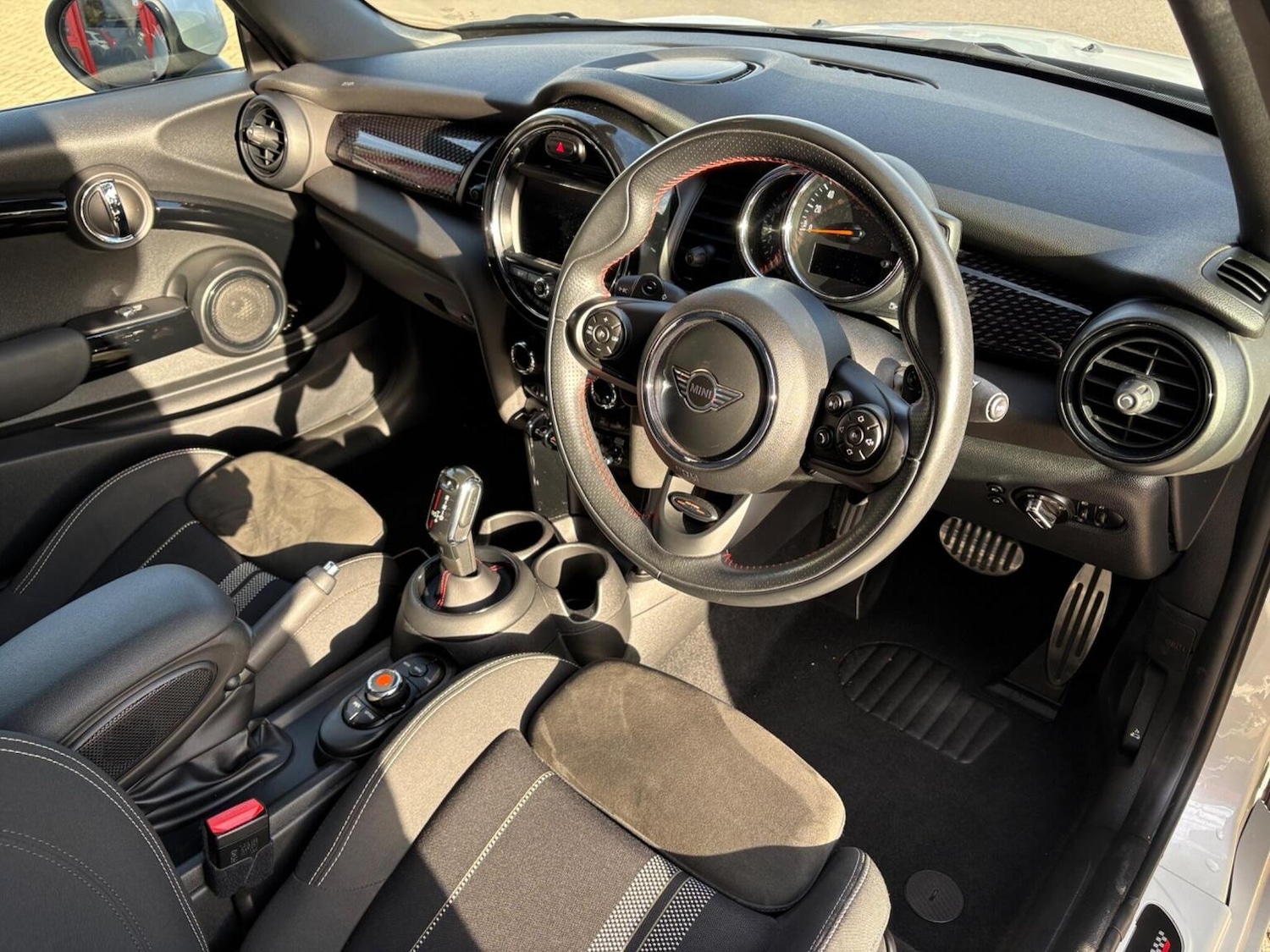 Used MINI Convertible 2019 for sale - 76571112: Photo 20