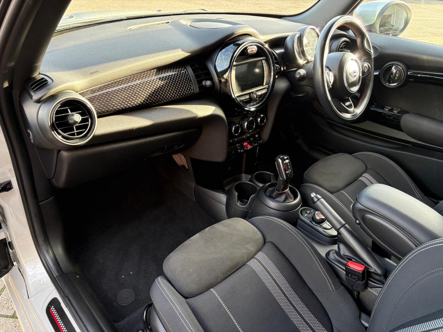 Used MINI Convertible 2019 for sale - 76571112: Photo 27