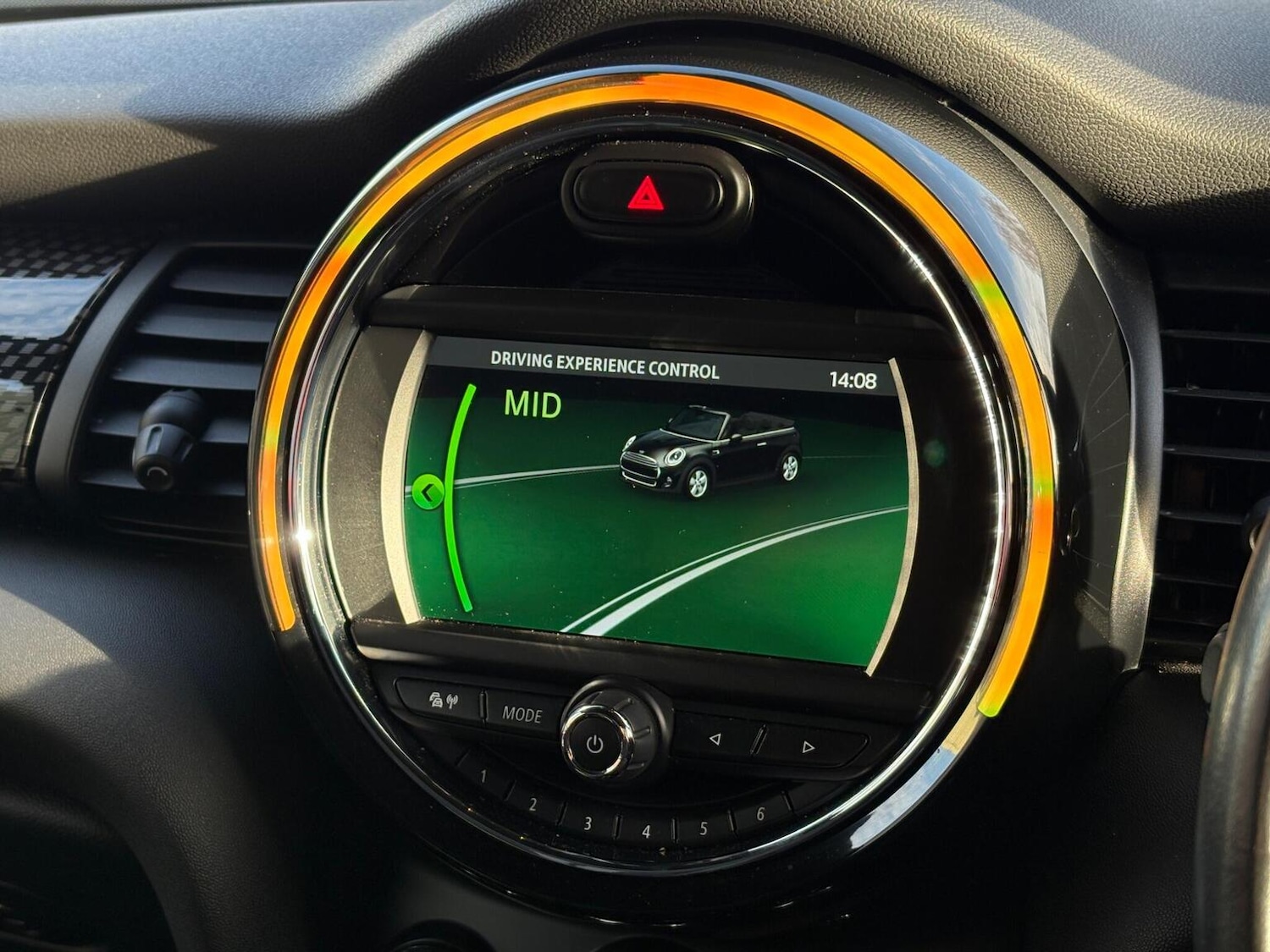 Used MINI Convertible 2019 for sale - 76571112: Photo 37