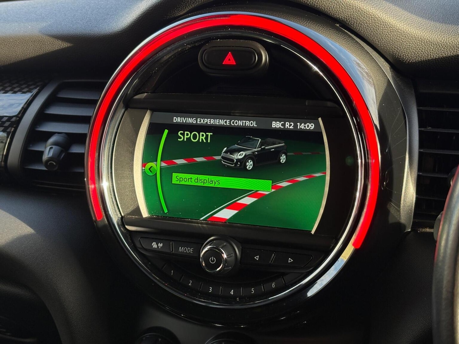 Used MINI Convertible 2019 for sale - 76571112: Photo 38