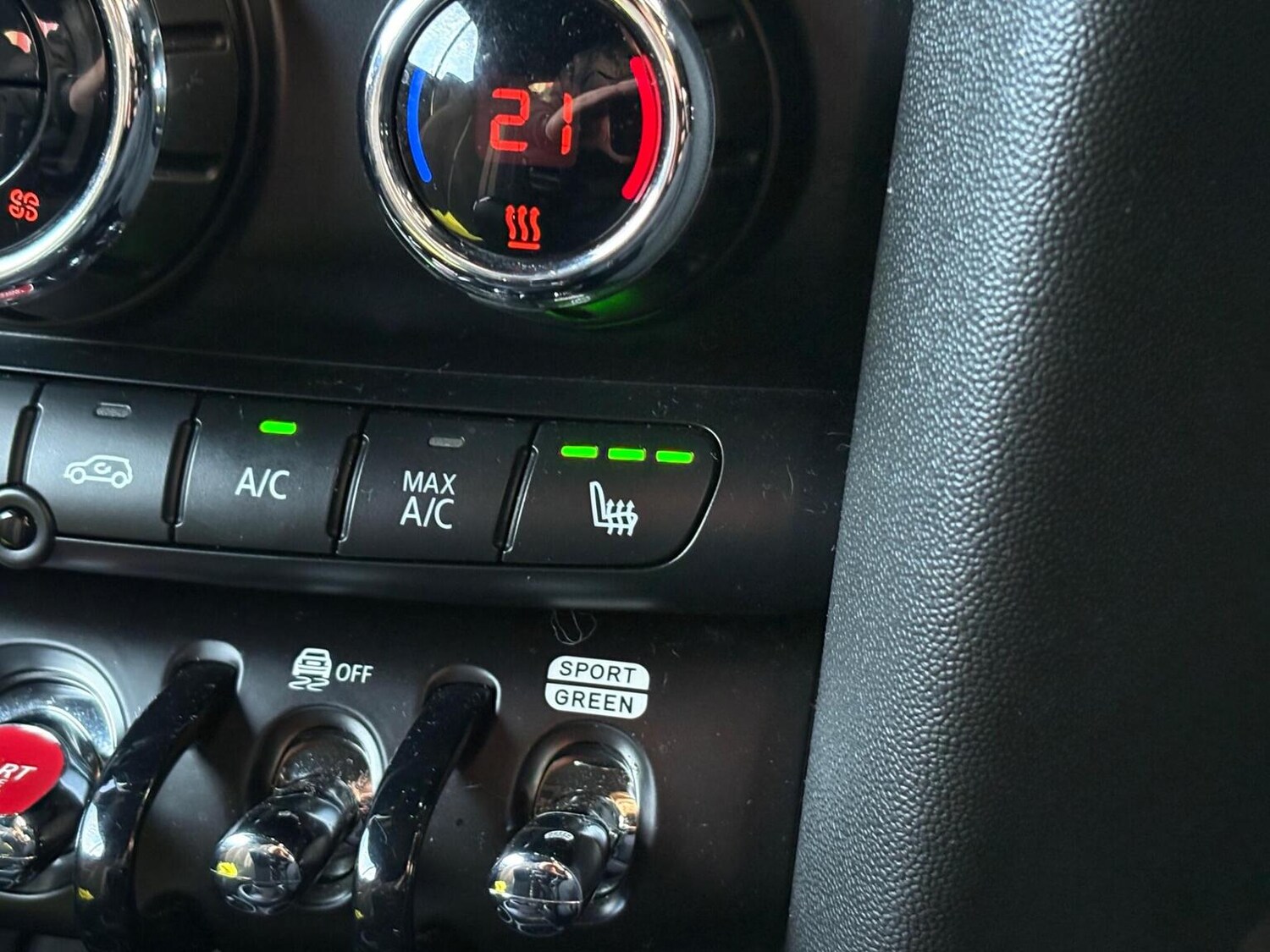 Used MINI Convertible 2019 for sale - 76571112: Photo 42