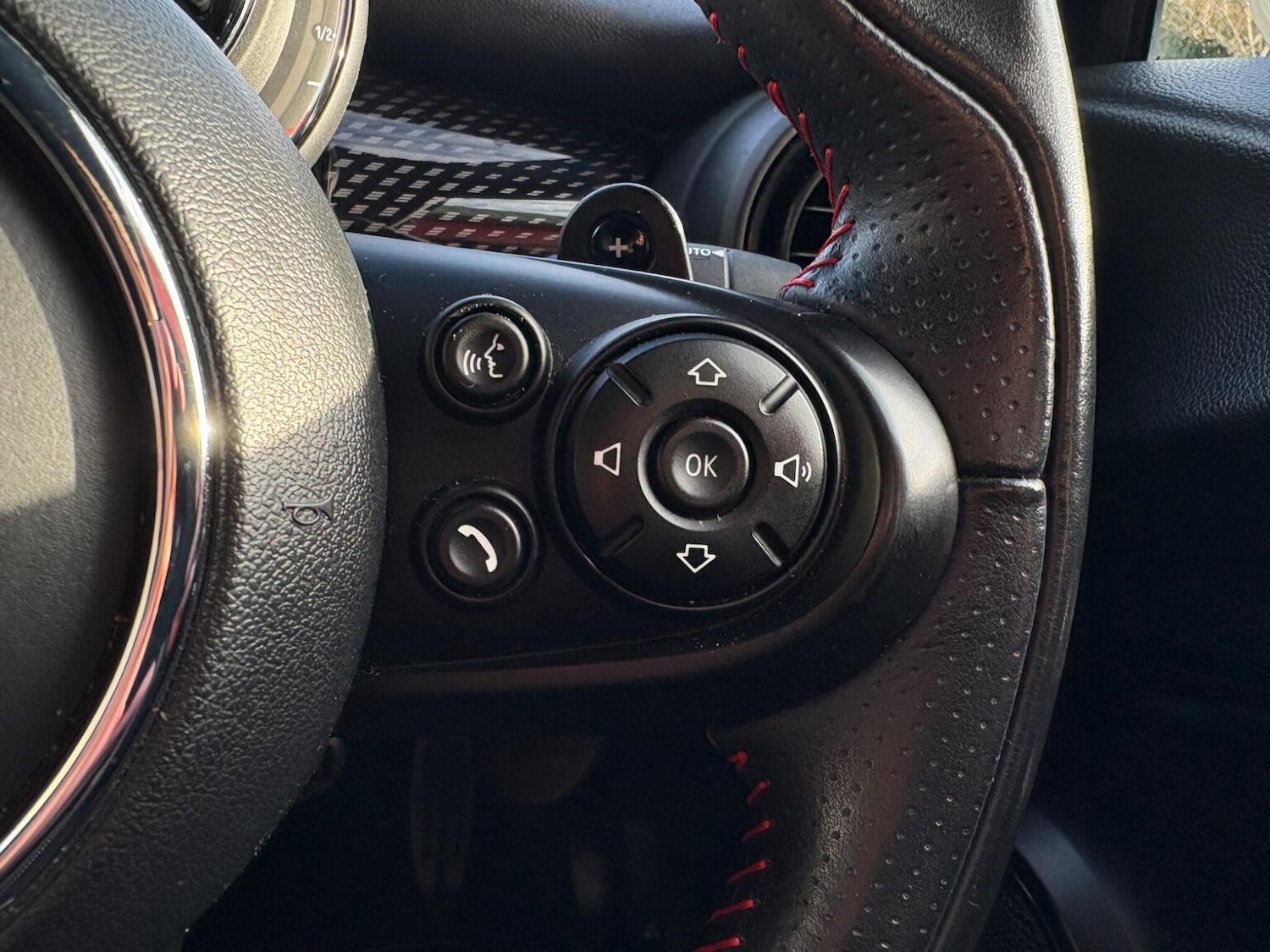 Used MINI Convertible 2019 for sale - 76571112: Photo 45