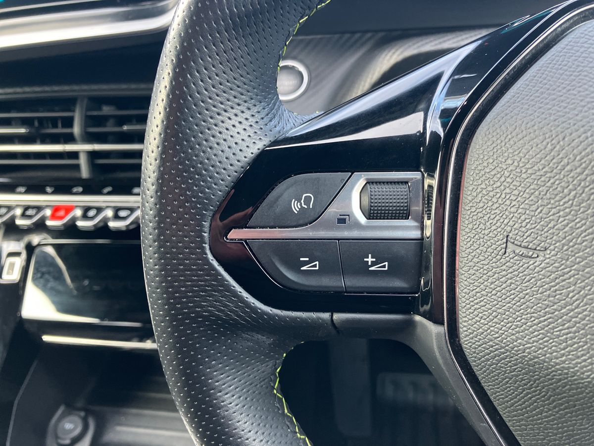 Used Peugeot 2008 2022 for sale - 77207759: Photo 16