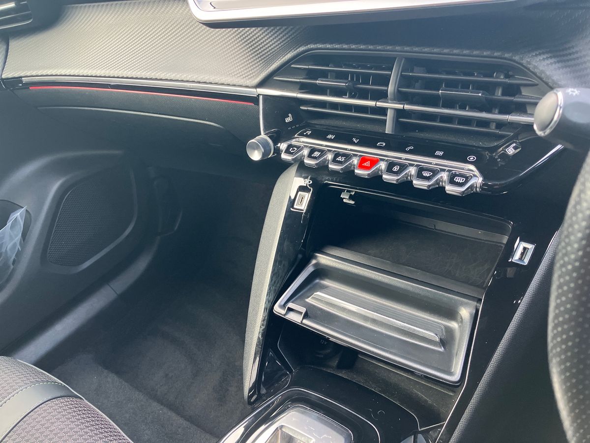 Used Peugeot 2008 2022 for sale - 77207759: Photo 29