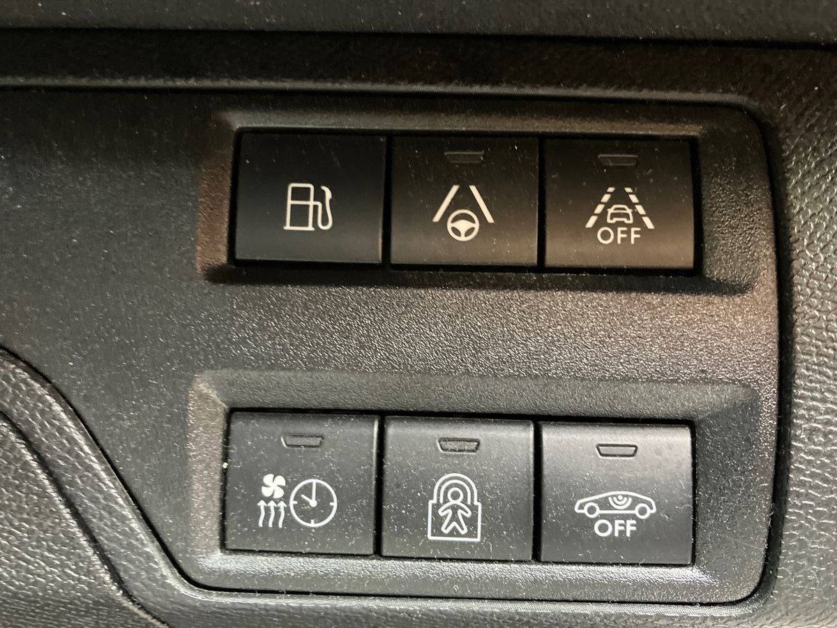 Used Peugeot 3008 2021 for sale - 77460677: Photo 42