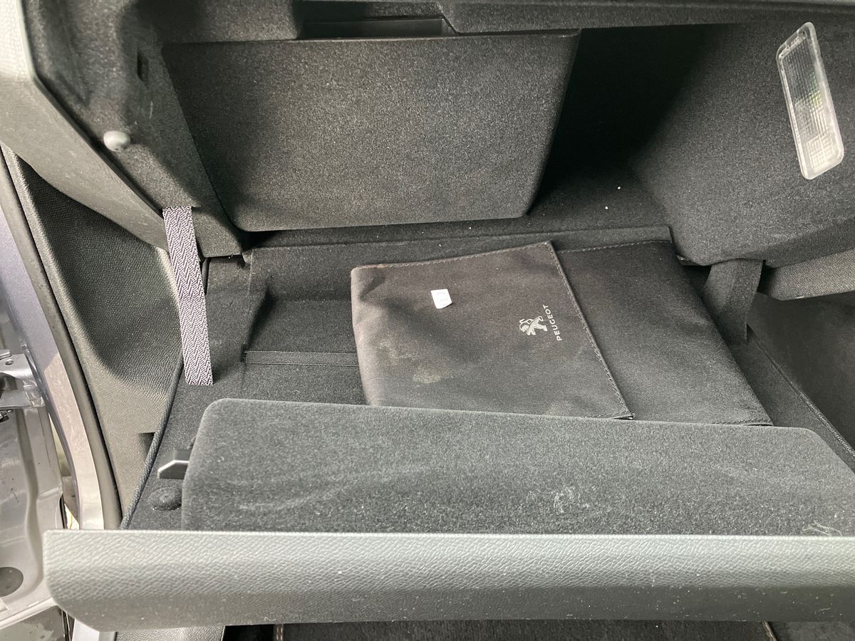 Used Peugeot 5008 2022 for sale - 77019264: Photo 23