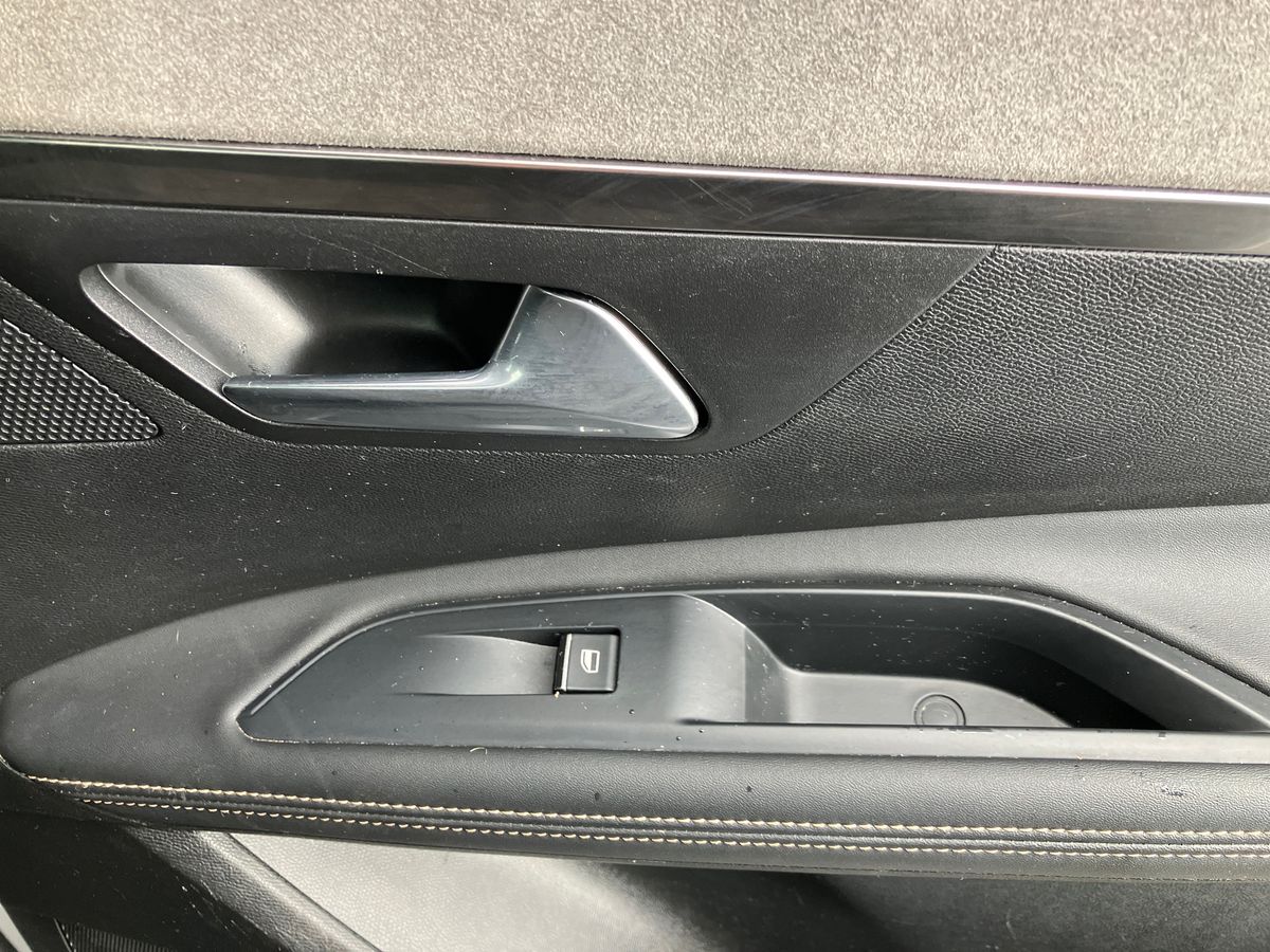 Used Peugeot 5008 2022 for sale - 77019264: Photo 33