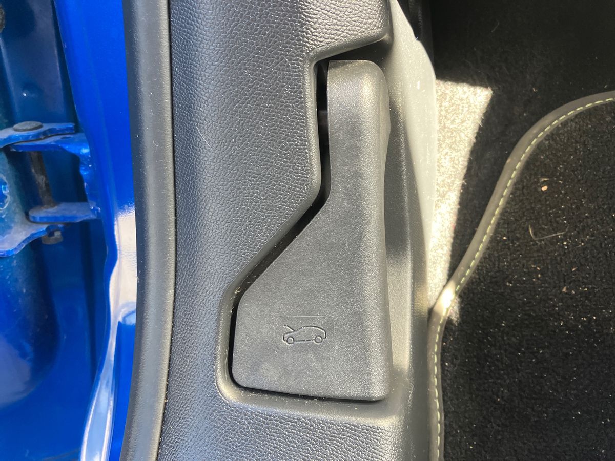 Used Peugeot 208 2022 for sale - 75745042: Photo 30