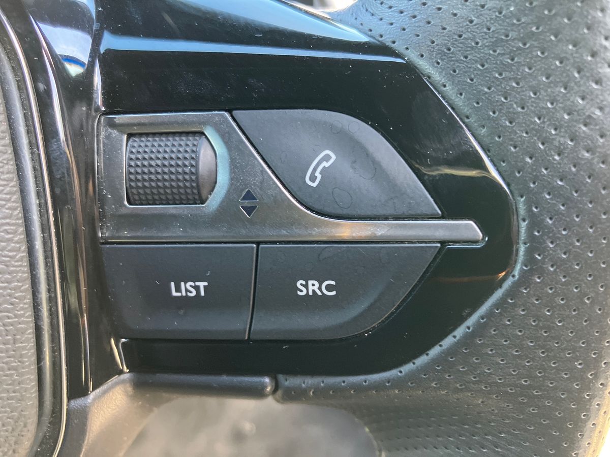 Used Peugeot 208 2022 for sale - 75745042: Photo 33