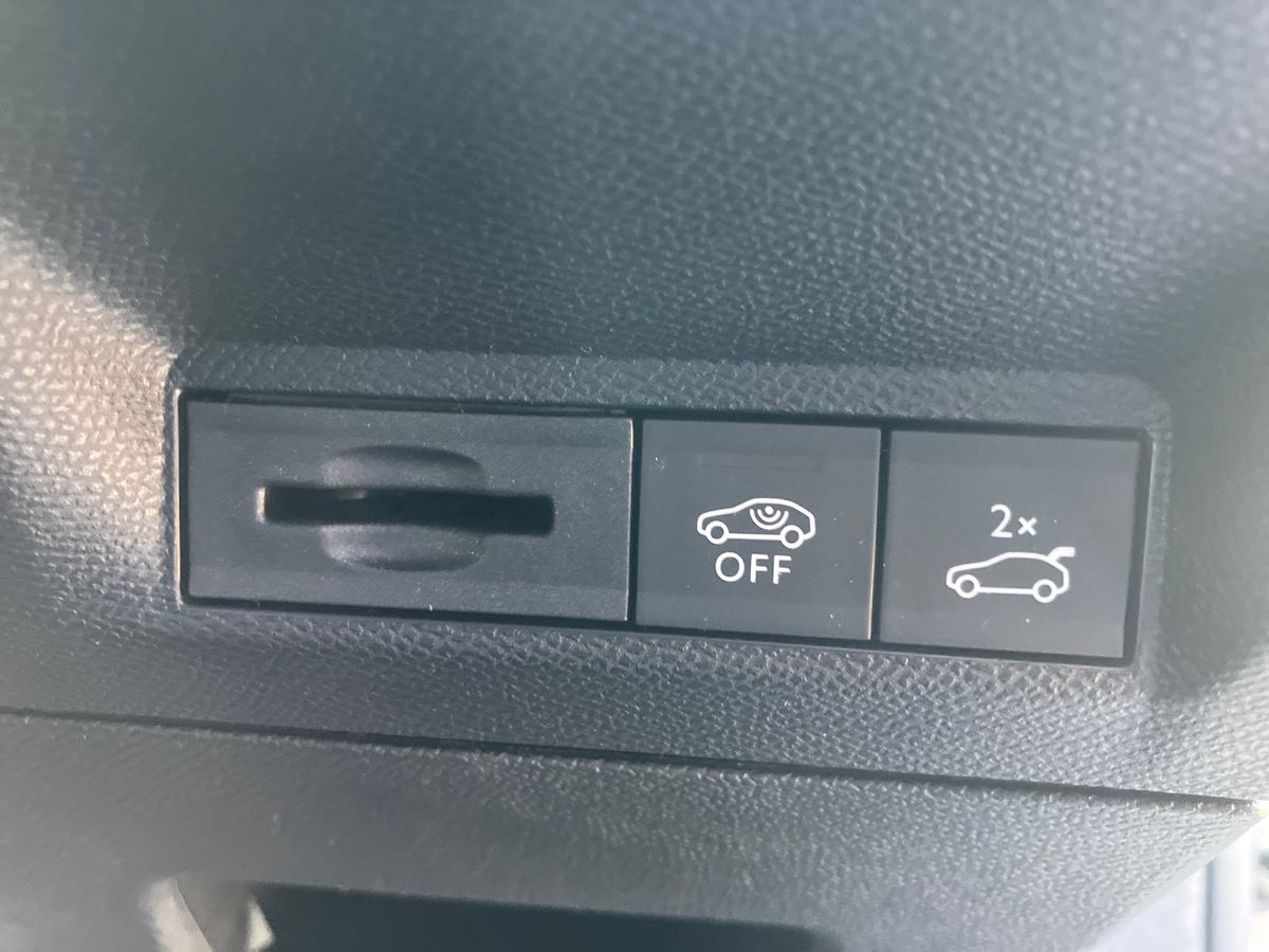 Used Peugeot 3008 2025 for sale - 77113559: Photo 38