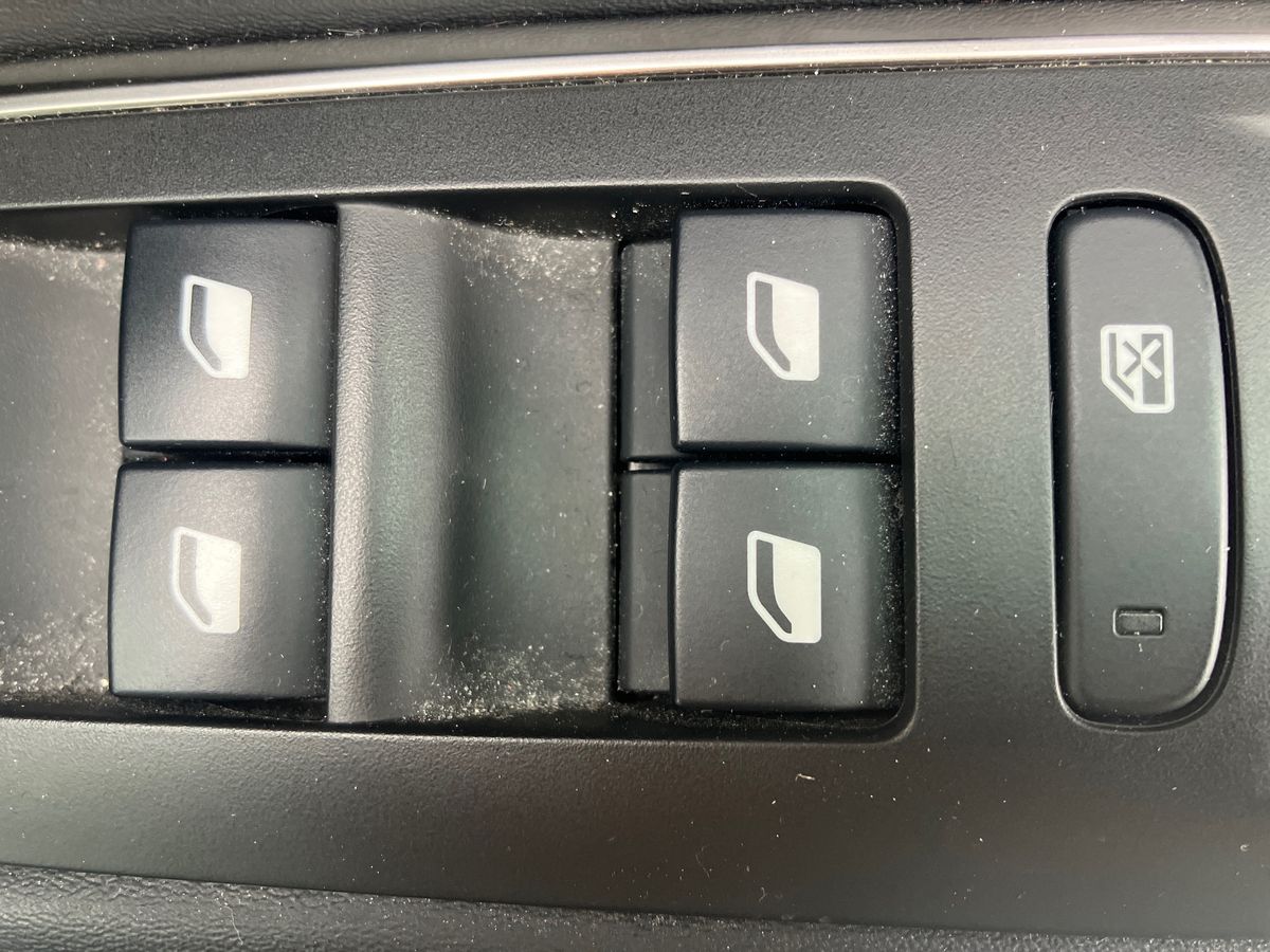 Used Peugeot 3008 2018 for sale - 76097417: Photo 21