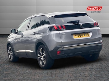 Used Peugeot 3008 2018 for sale - 76097417: Photo 2