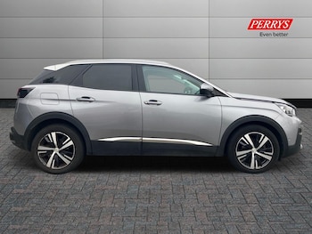 Used Peugeot 3008 2018 for sale - 76097417: Photo 3