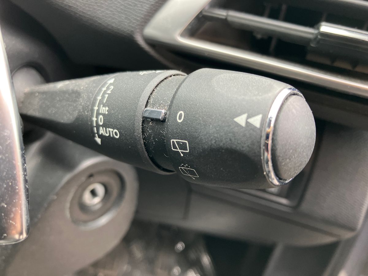 Used Peugeot 3008 2018 for sale - 76097417: Photo 43