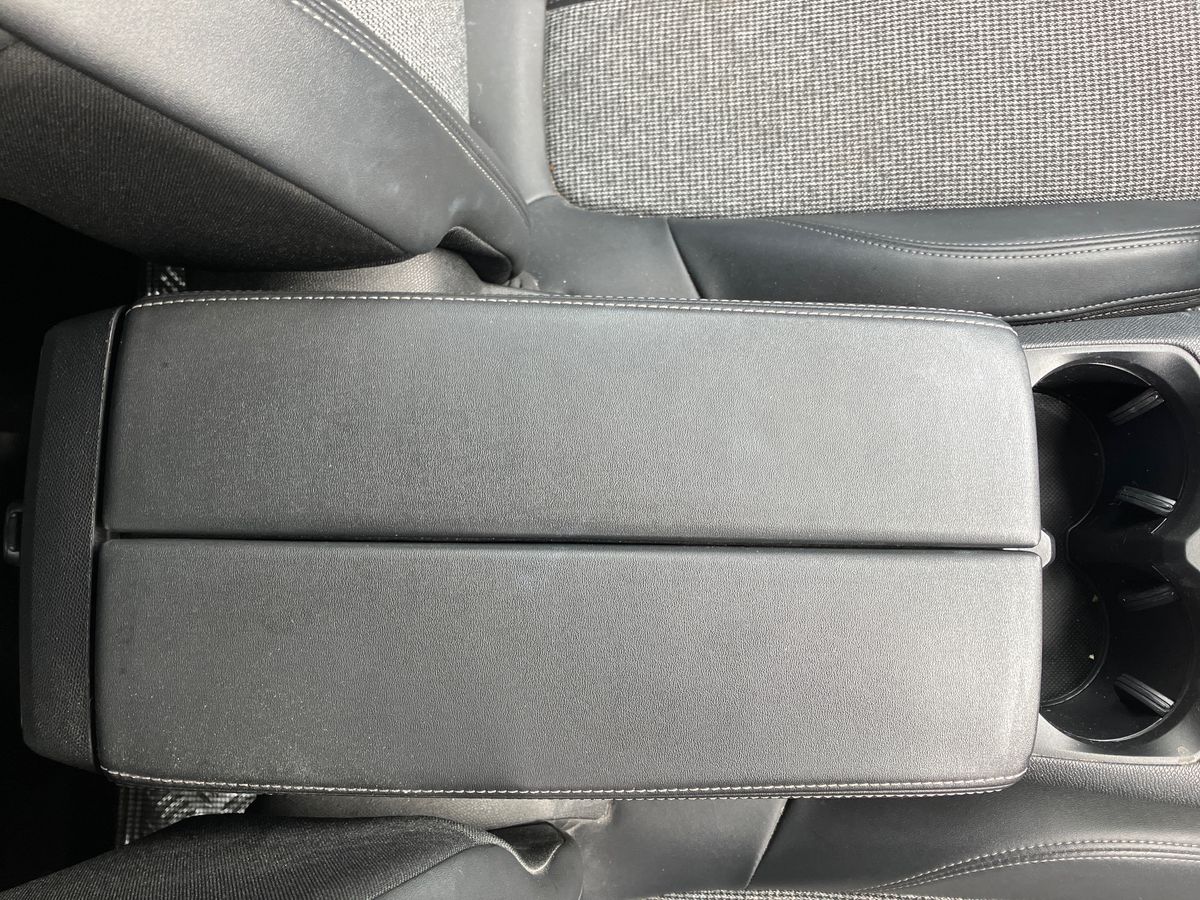 Used Peugeot 3008 2018 for sale - 76097417: Photo 46