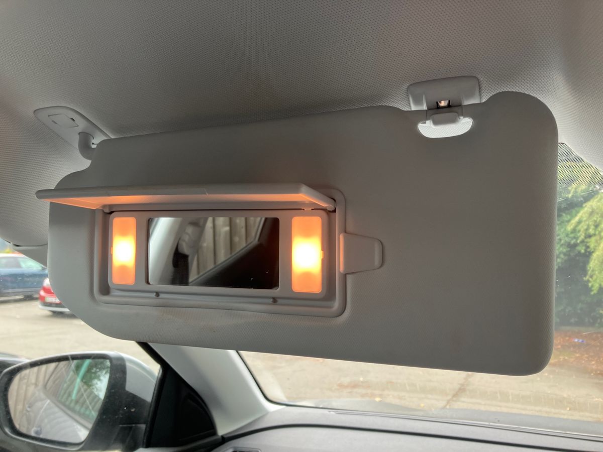 Used Peugeot 3008 2018 for sale - 76097417: Photo 51