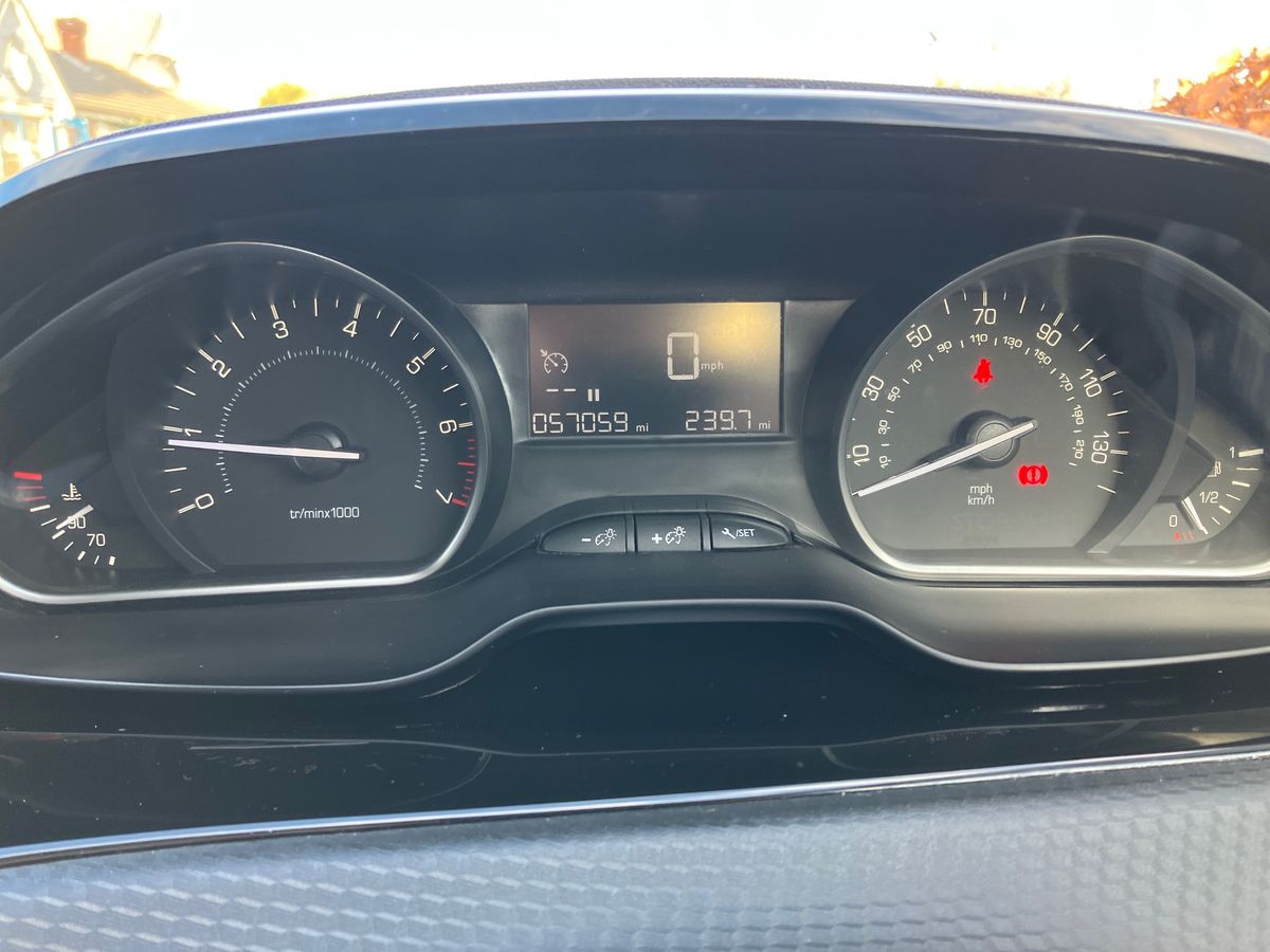 Used Peugeot 2008 2019 for sale - 77136471: Photo 14