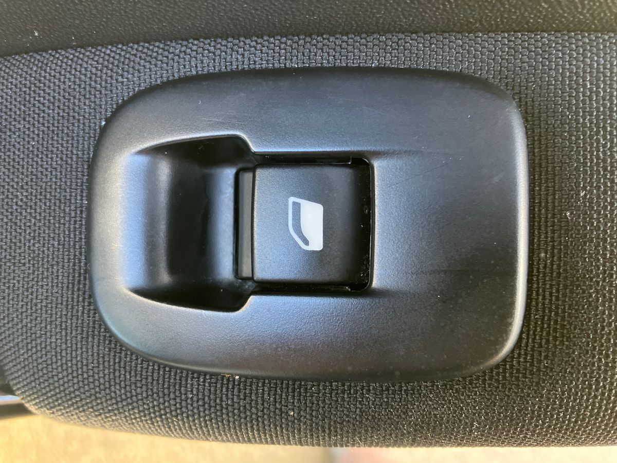 Used Peugeot 2008 2019 for sale - 77136471: Photo 29