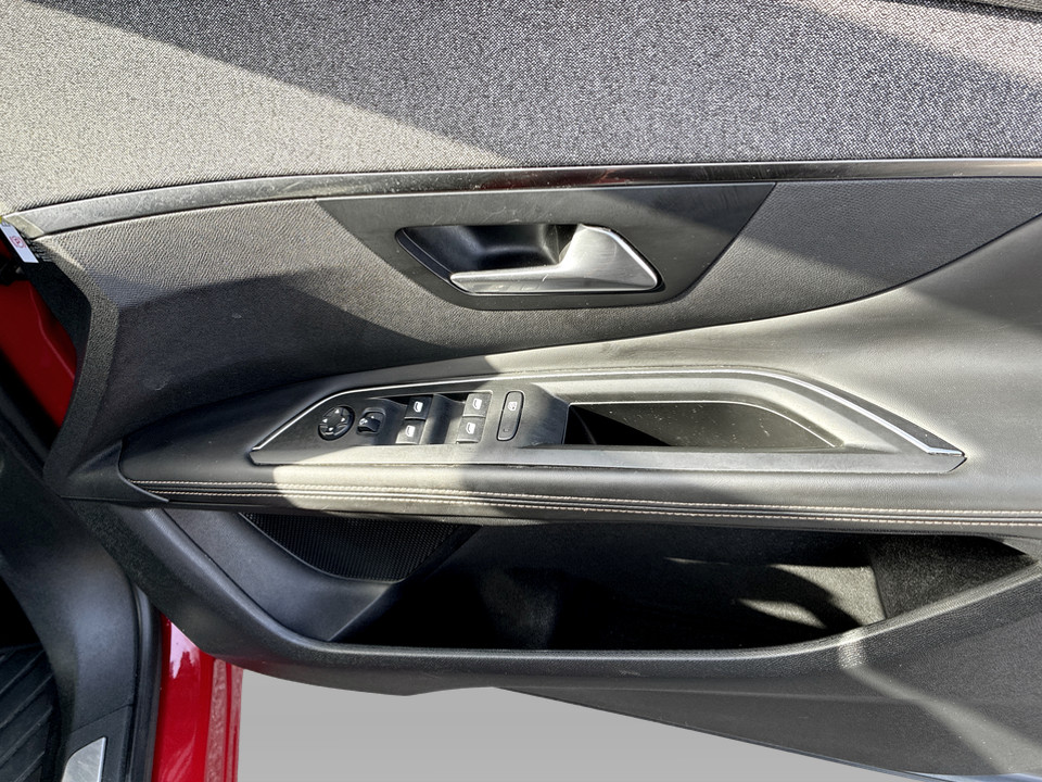 Used Peugeot 3008 2018 for sale - 77980424: Photo 37