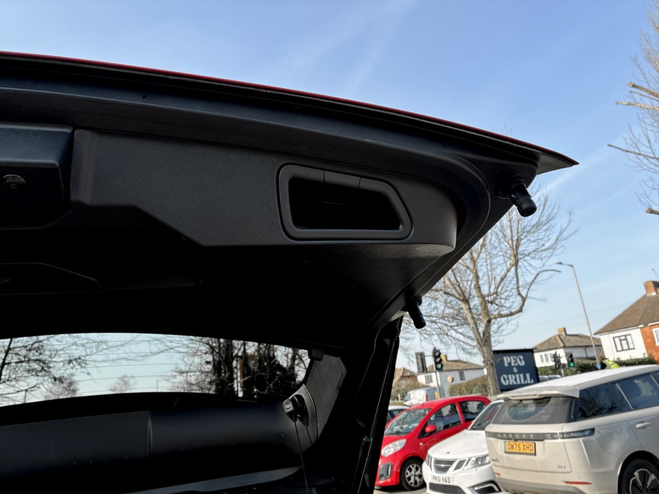 Used Peugeot 3008 2018 for sale - 77980424: Photo 71